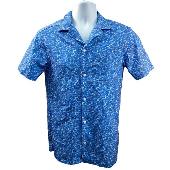 Vineyard Vines On-The-Go Performance Shirt – Blue Fish Print Button-Up Size XS - Picture 1 of 9